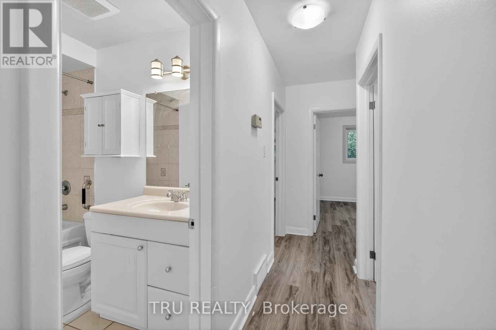 3 Bed, 1 Bath House for Rent in Ottawa – A – 1889 RUSSELL ROAD, Ottawa – MLS# X13237584 - Image 5