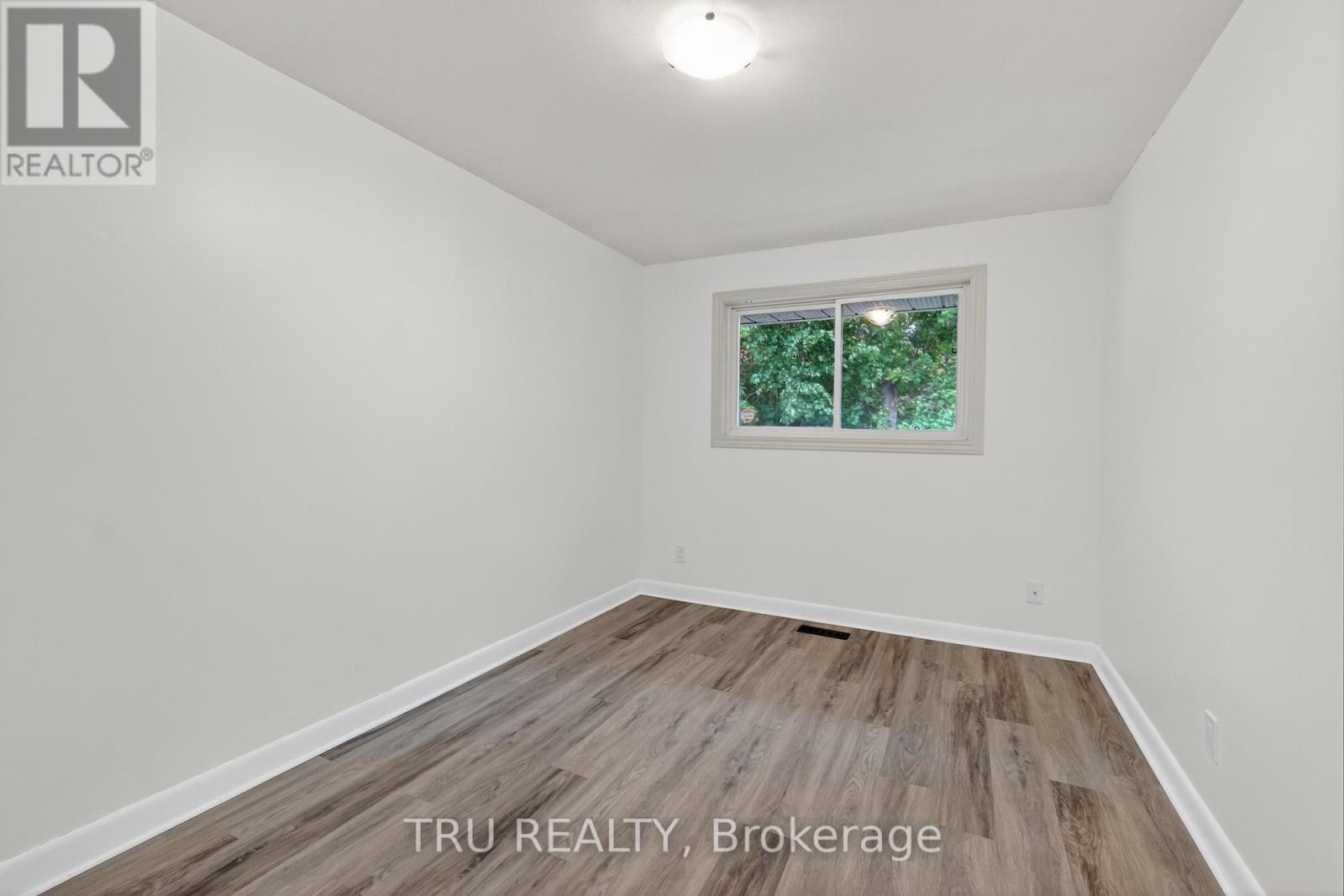 3 Bed, 1 Bath House for Rent in Ottawa – A – 1889 RUSSELL ROAD, Ottawa – MLS# X13237584 - Image 16
