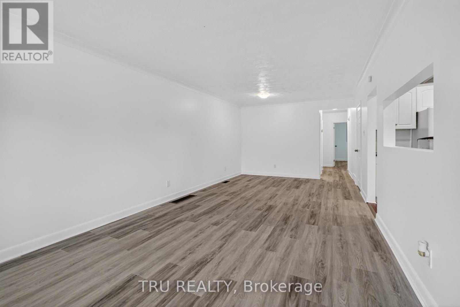 3 Bed, 1 Bath House for Rent in Ottawa – A – 1889 RUSSELL ROAD, Ottawa – MLS# X13237584 - Image 14