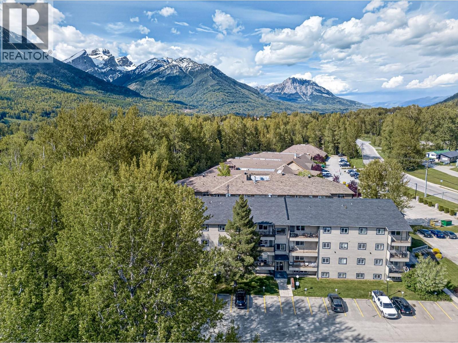 #308 65 Cokato Road - 32