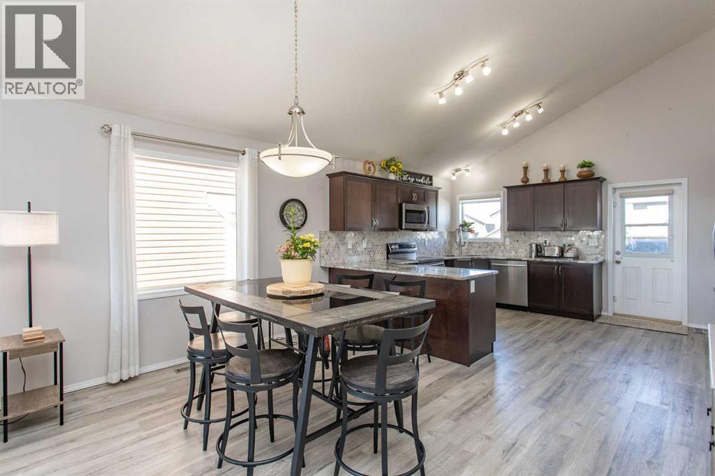 242 Viscount Drive - 7
