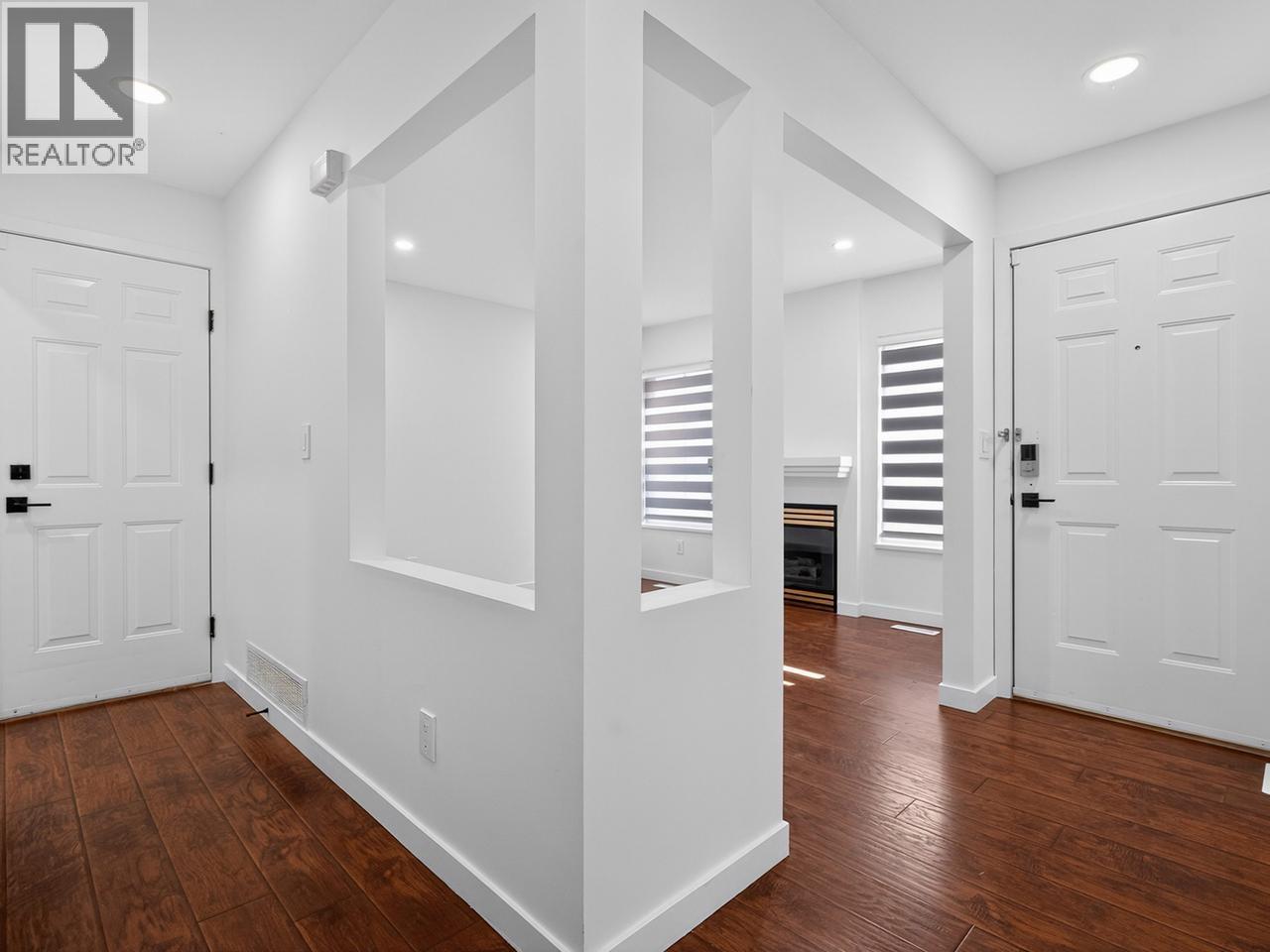10 3088 AIREY DRIVE, Richmond