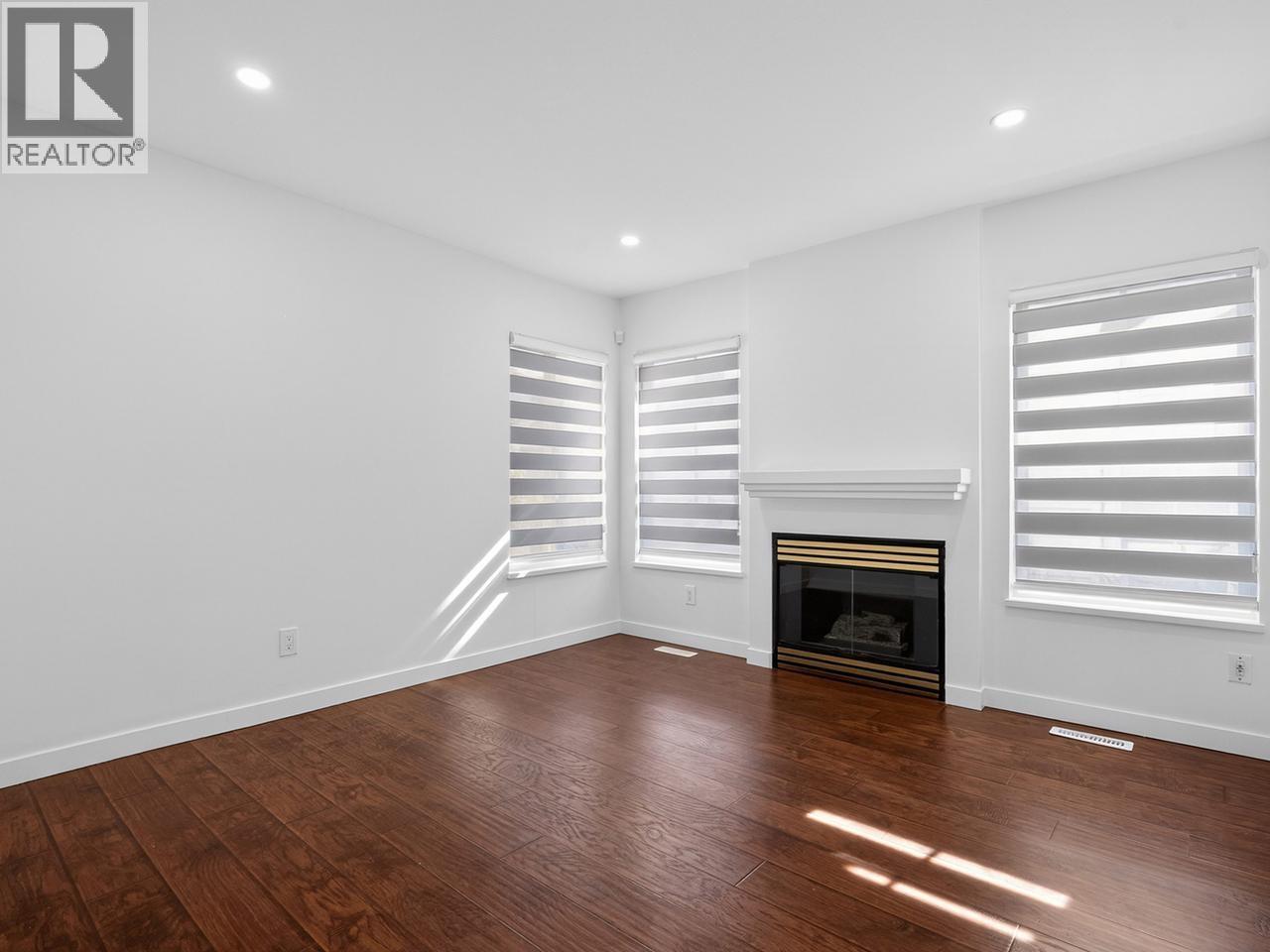 10 3088 AIREY DRIVE, Richmond