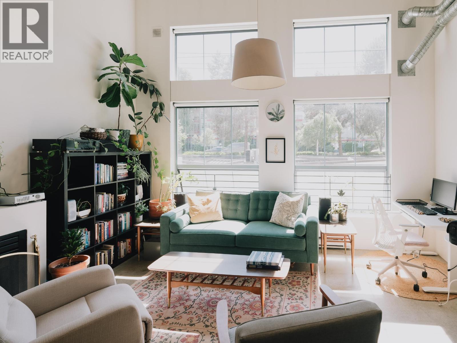 314 336 E 1ST AVENUE, Vancouver