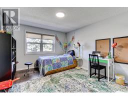 204 Crossland Gate, Newmarket, ON L3X1A8 Photo 28