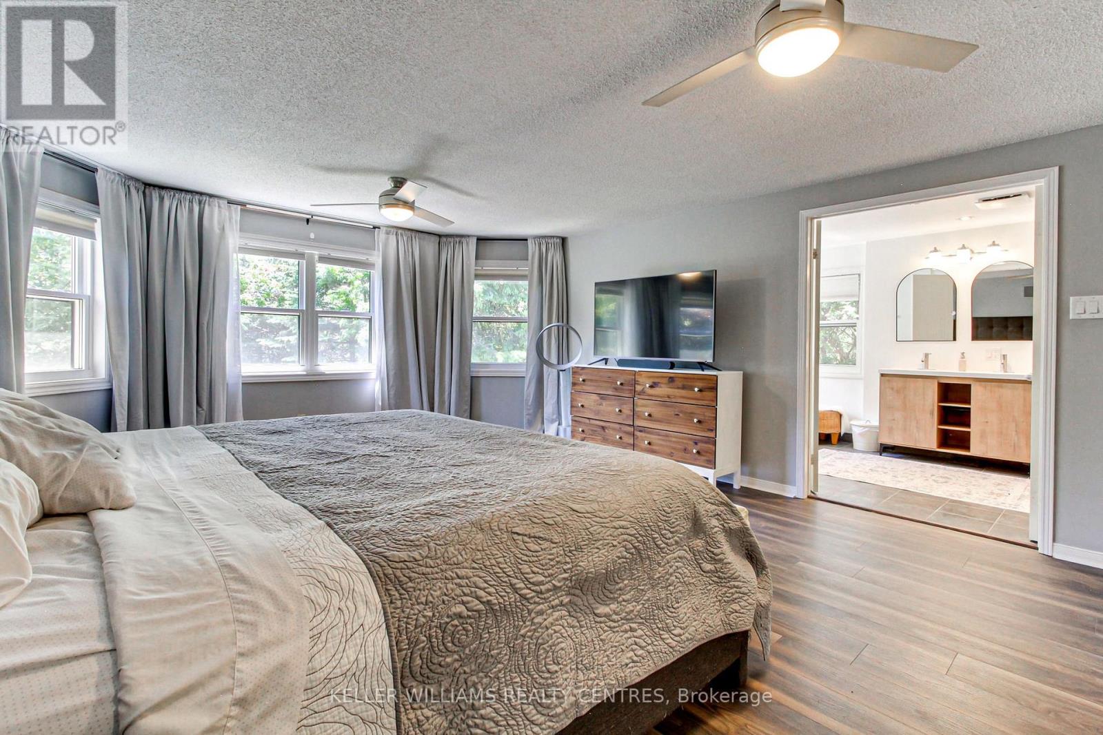 204 CROSSLAND GATE - 23