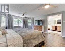204 Crossland Gate, Newmarket, ON L3X1A8 Photo 23
