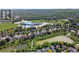 204 Crossland Gate, Newmarket, ON L3X1A8 Photo 45