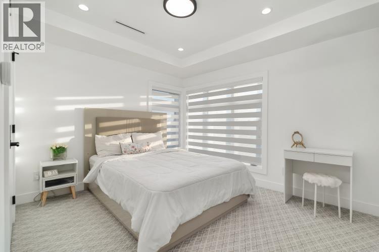 1012 AUGUSTA AVENUE, Burnaby