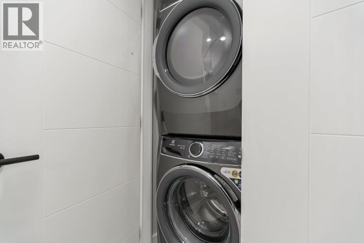 1012 AUGUSTA AVENUE, Burnaby
