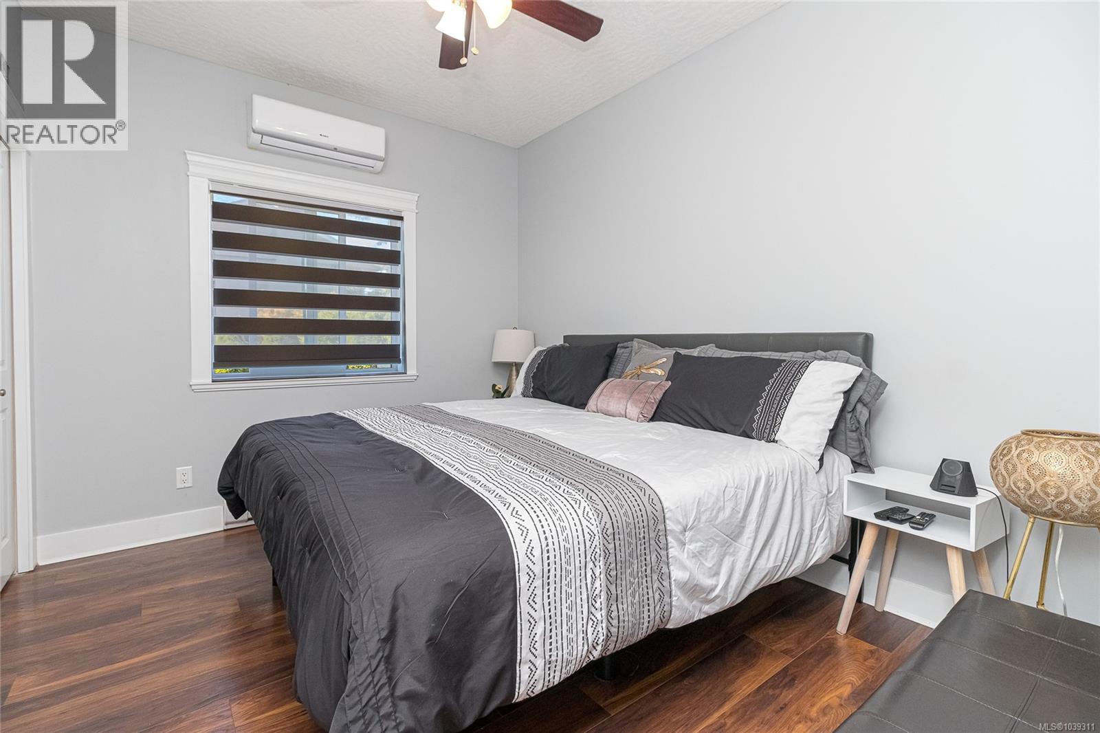 555 Leaside Ave, Saanich