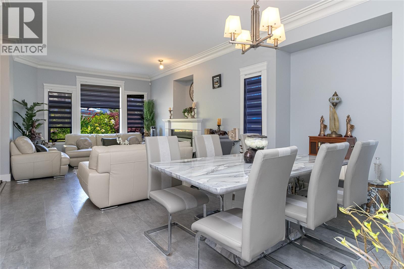 555 Leaside Ave, Saanich