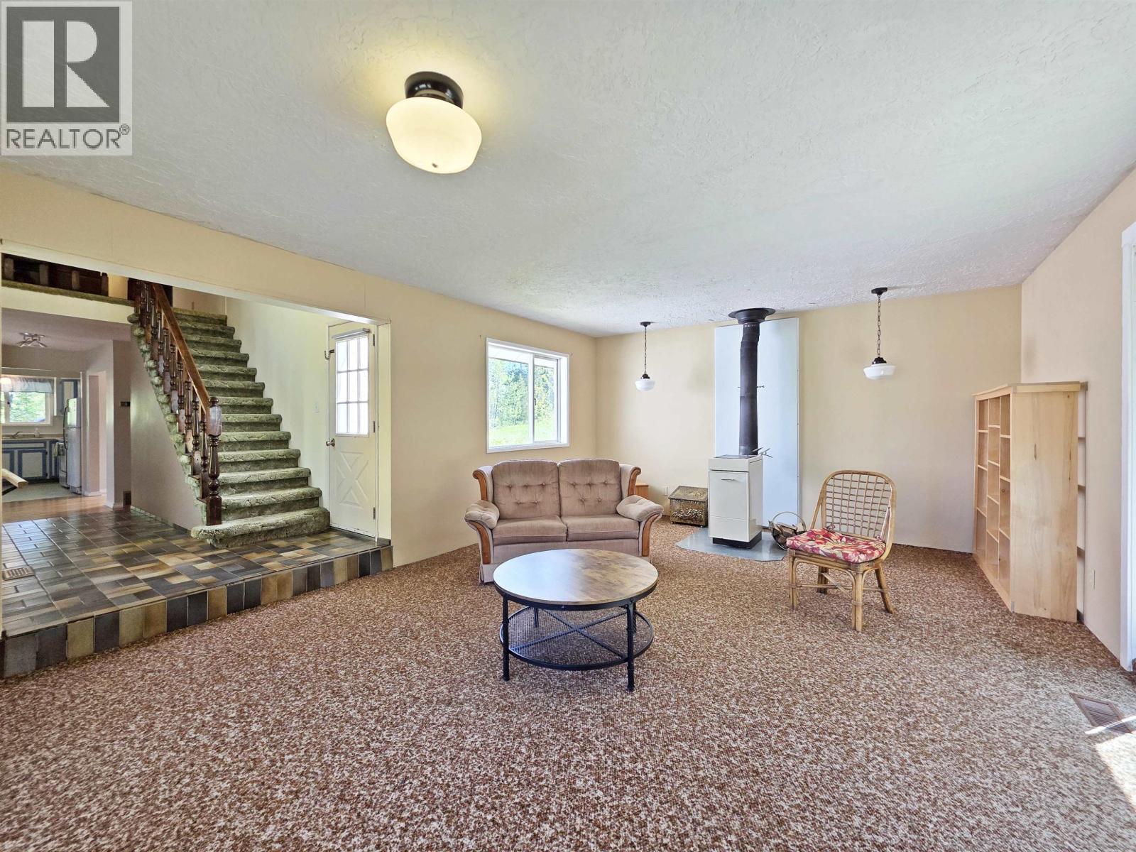 4667 LUND ROAD - 9