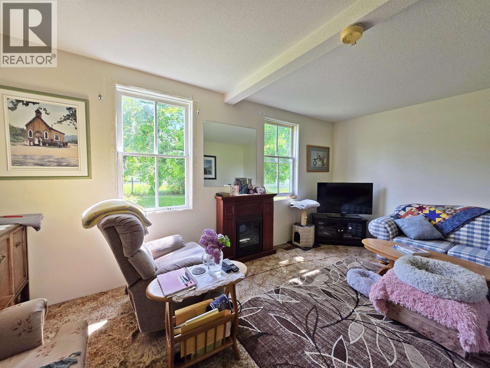 4667 LUND ROAD - 35