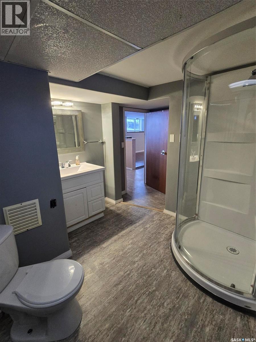 1010 Desmond STREET - 40