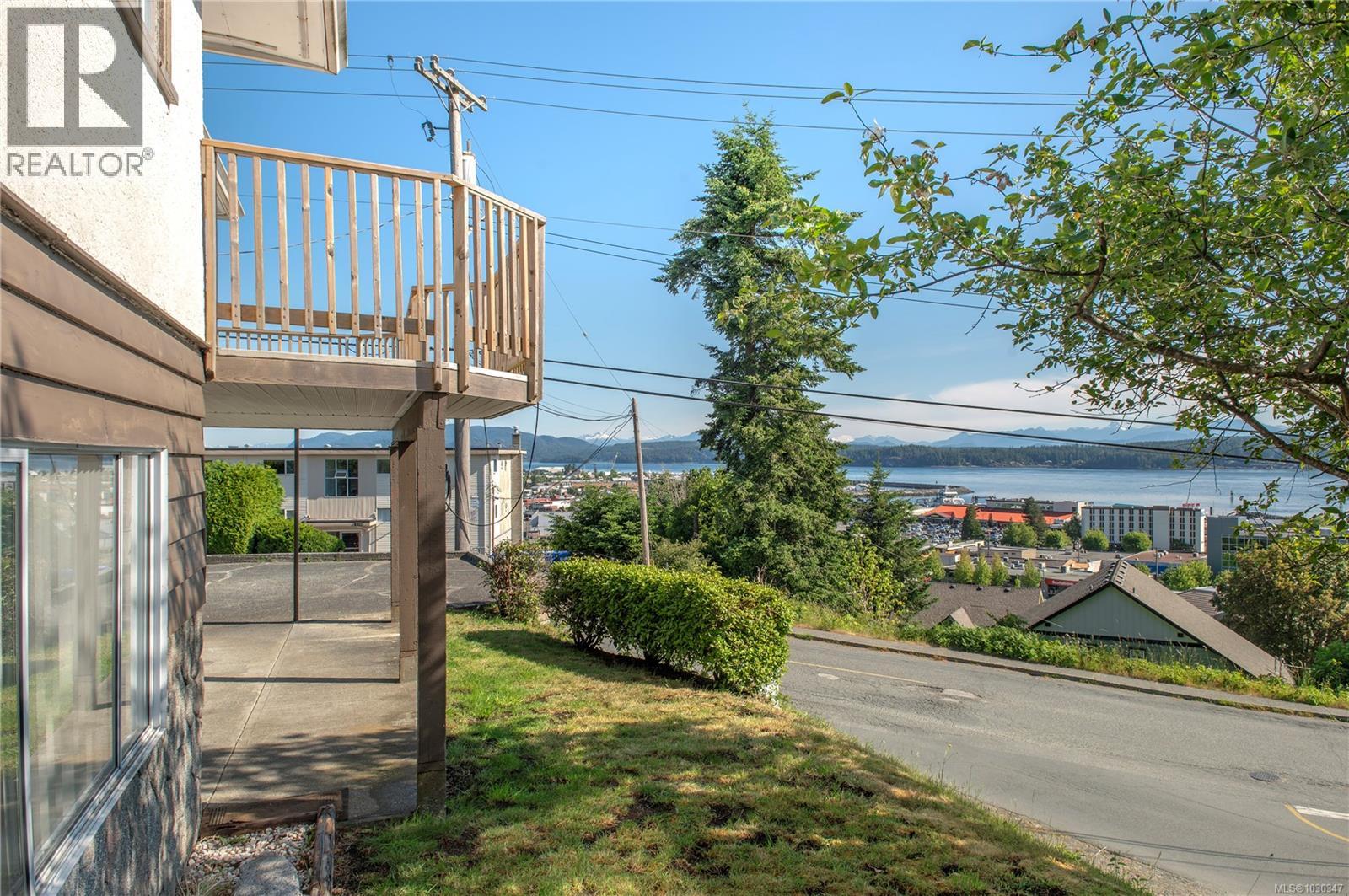 872 Birch St - 24