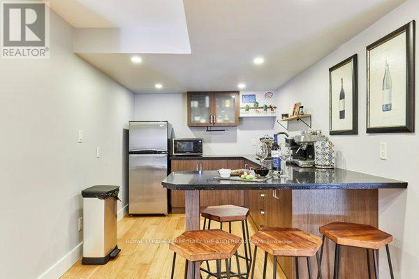 727 BARBADOS STREET - 38