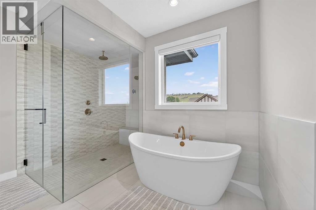 125 Cranbrook Heights SE - 36