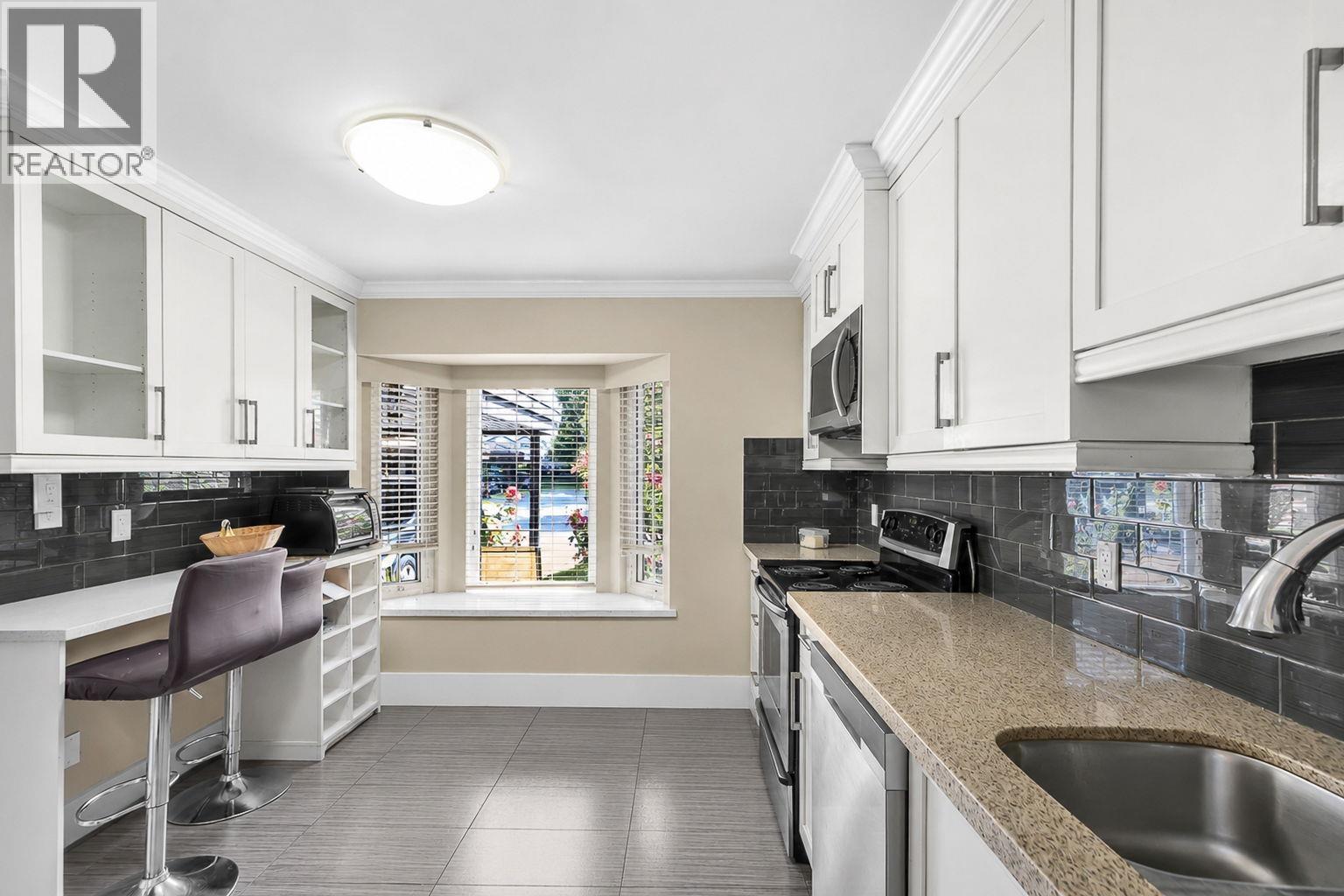 18 8111 SAUNDERS ROAD, Richmond
