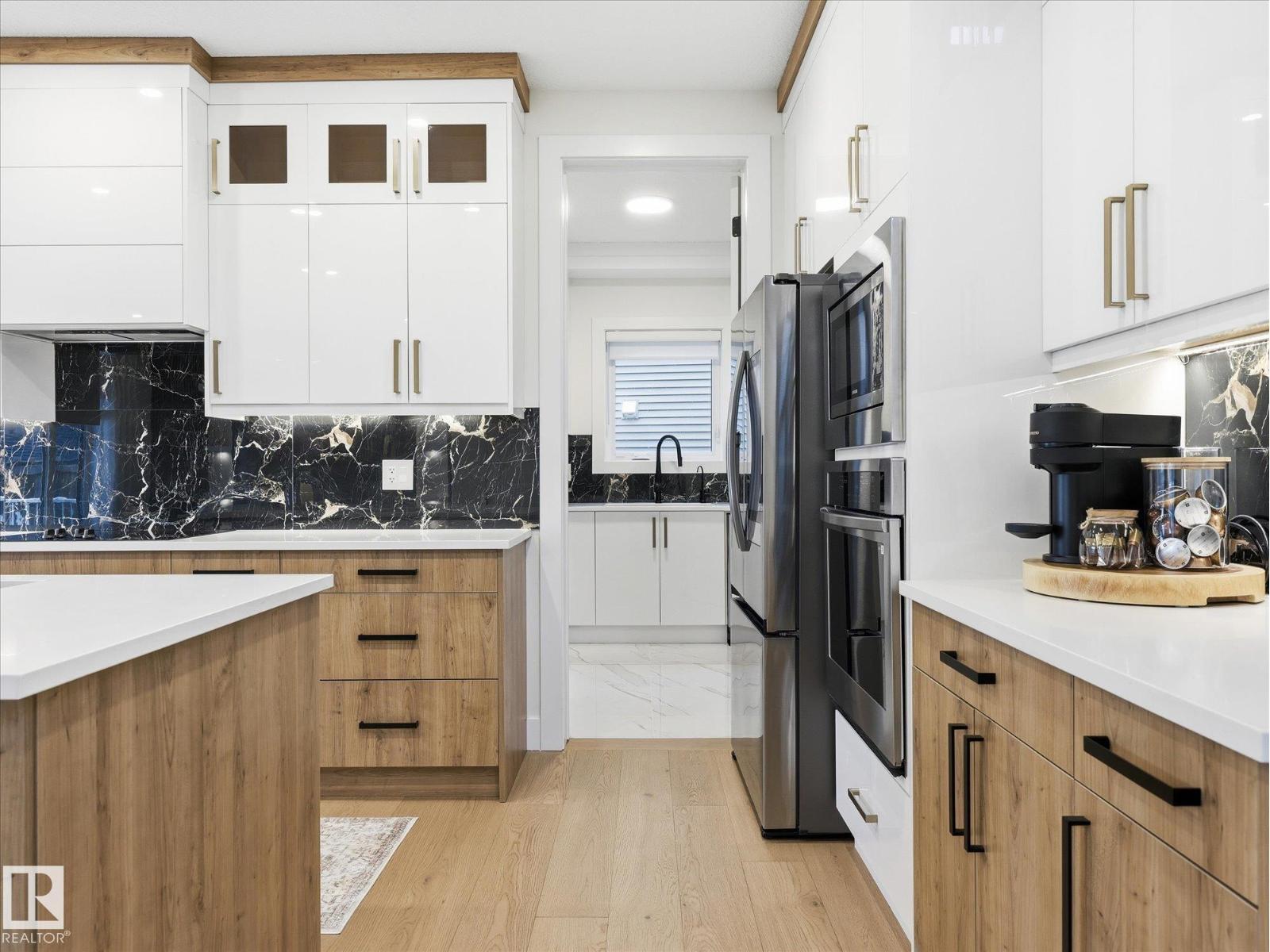8182 222A ST NW - 13