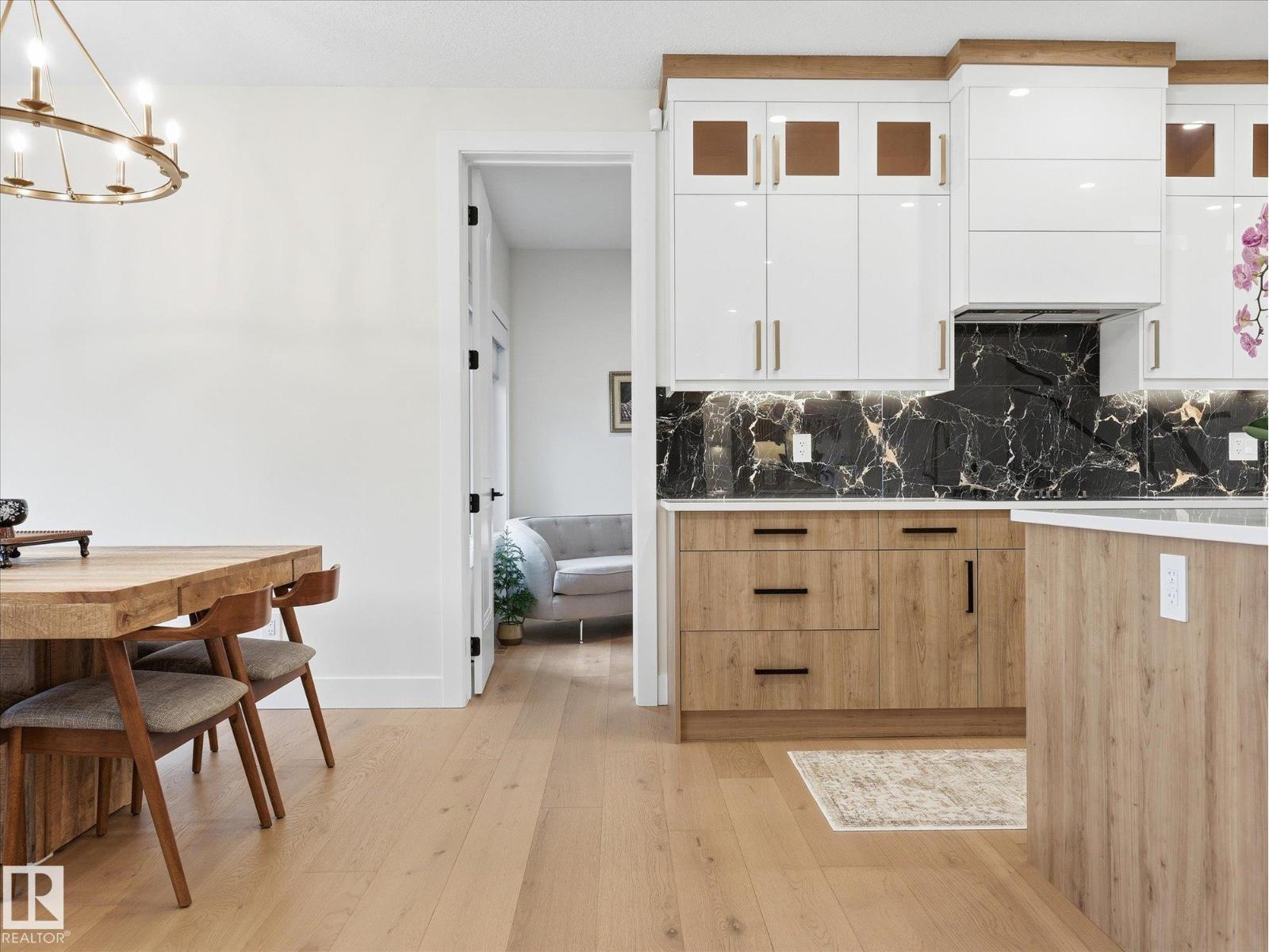 8182 222A ST NW - 22
