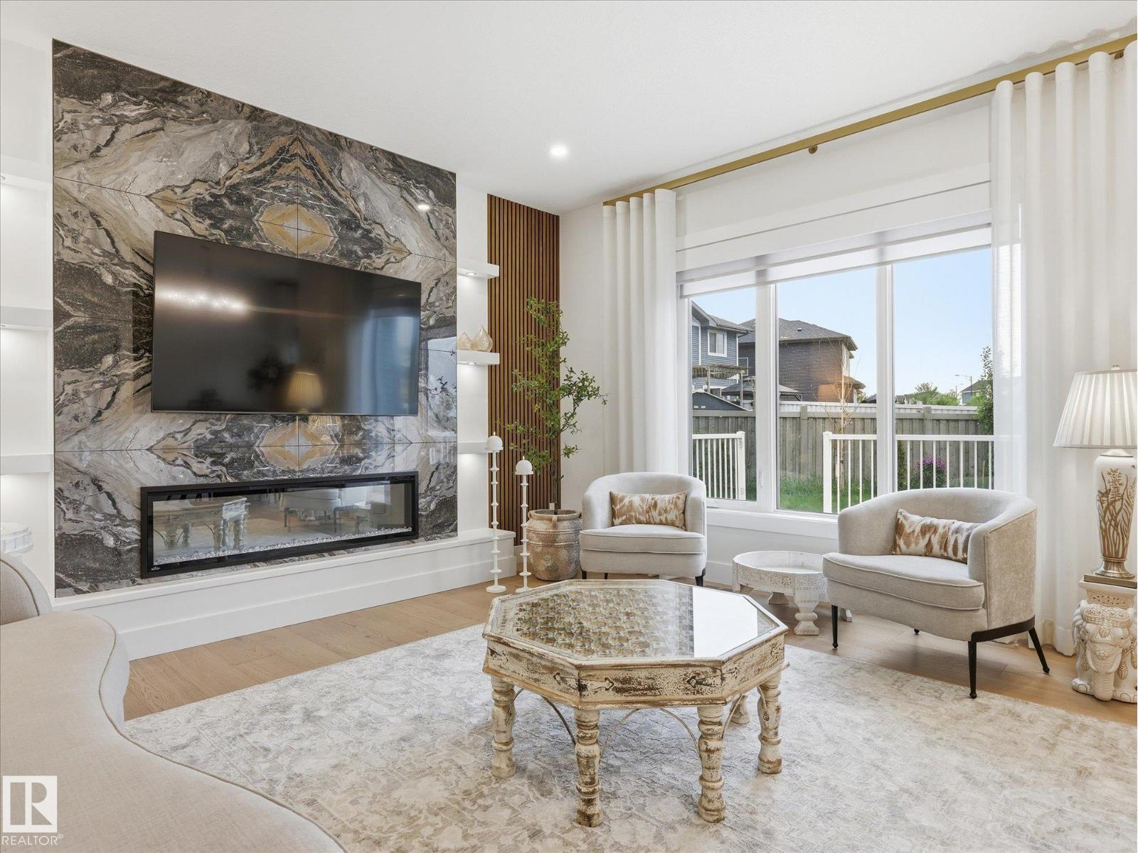 8182 222A ST NW - 27