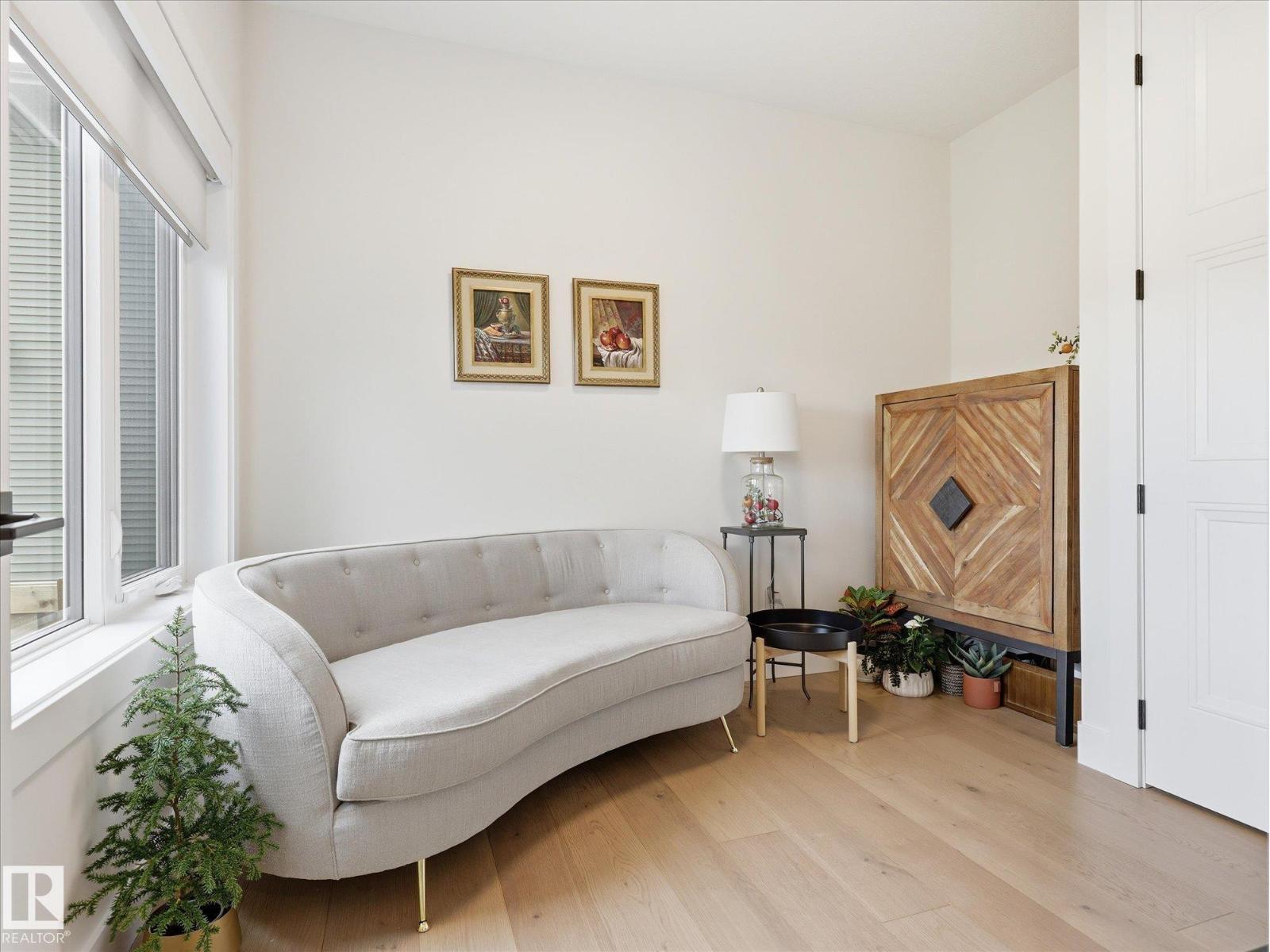 8182 222A ST NW - 29