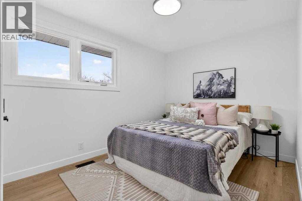 739 Sabrina Road SW - 13