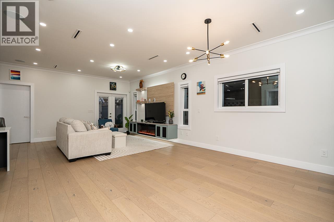 7962 EDMONDS STREET, Burnaby