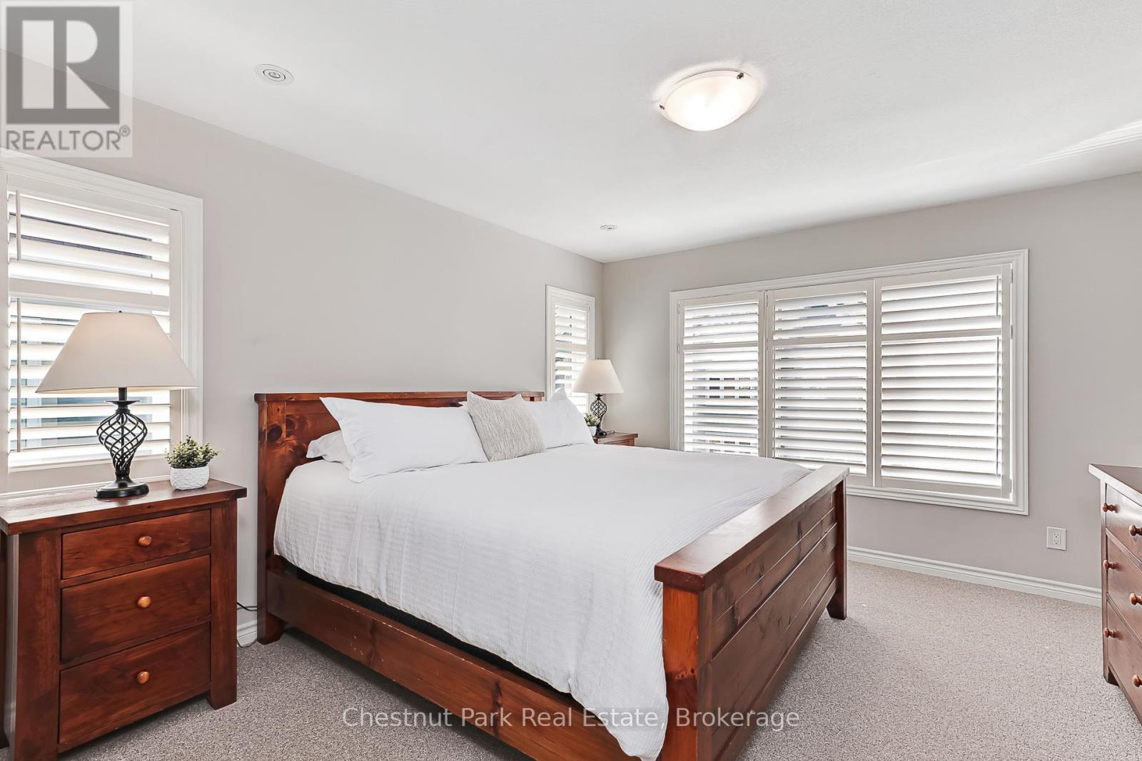 18 GREGORY AVENUE - 17