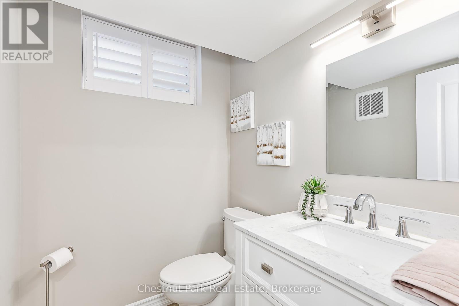 18 GREGORY AVENUE - 31