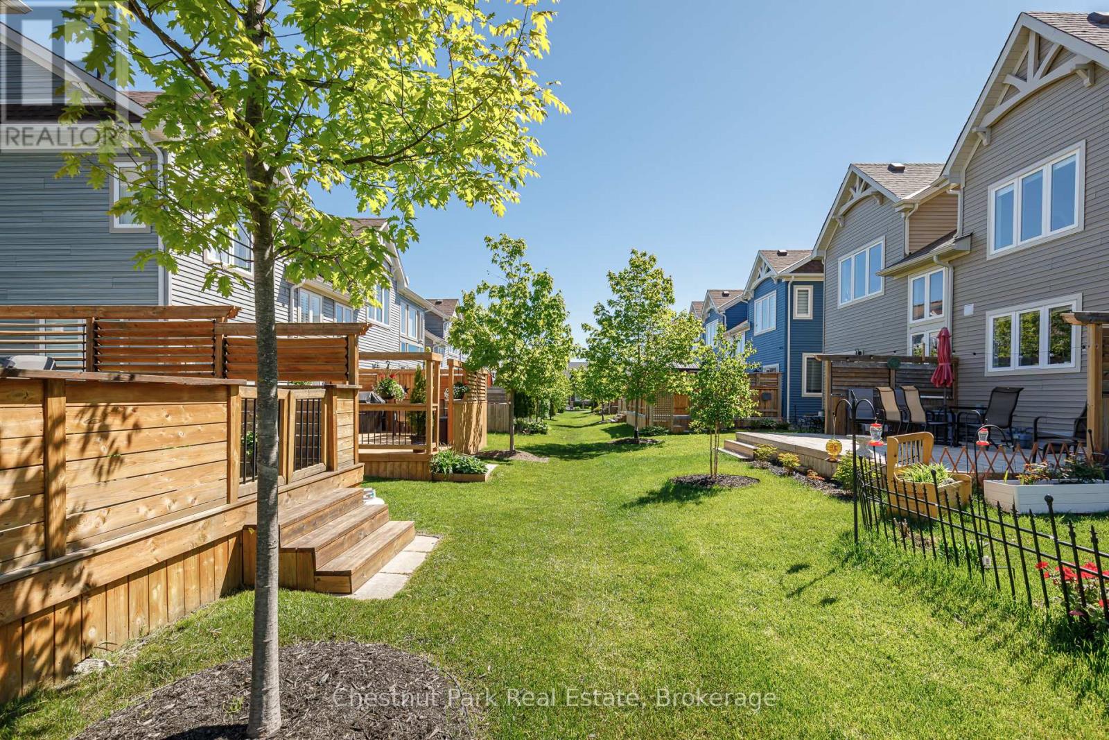 18 GREGORY AVENUE - 35