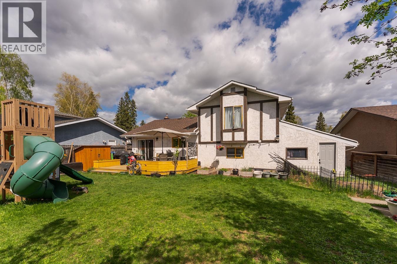 1575 BUCHANAN AVENUE - 34