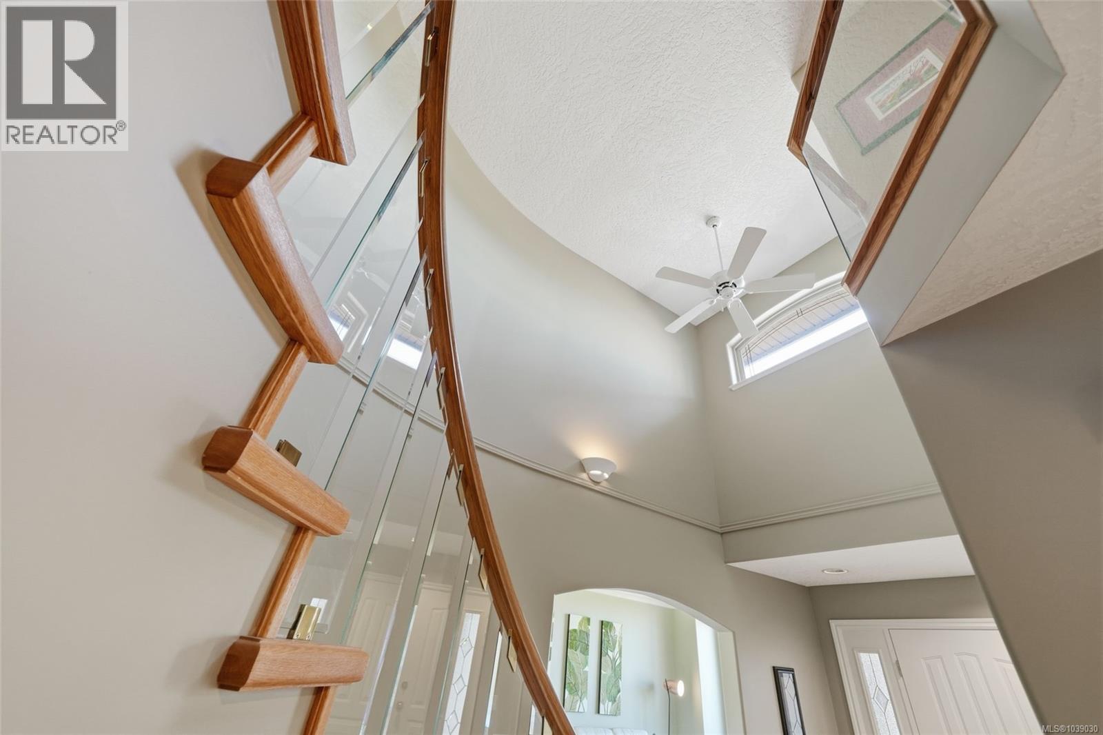 1096 Aery View Way, Parksville