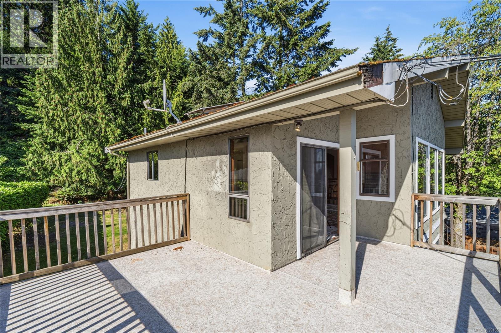 3020 Dolphin Dr - 38