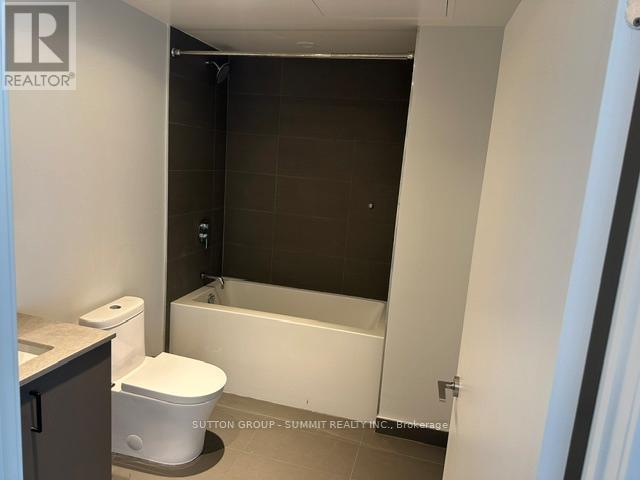#1507 135 EAST LIBERTY STREET - 11