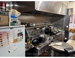 1024 Gerrard Street E, Toronto, ON M4M1Z5 Photo 7