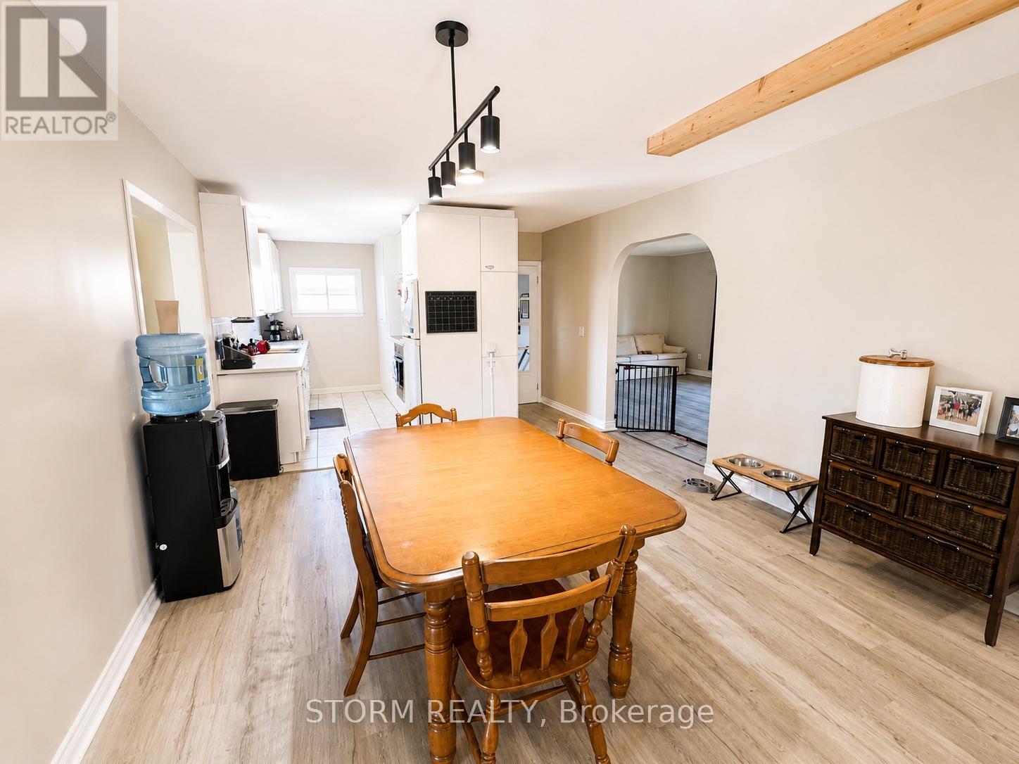 44 ST LAWRENCE STREET - 31