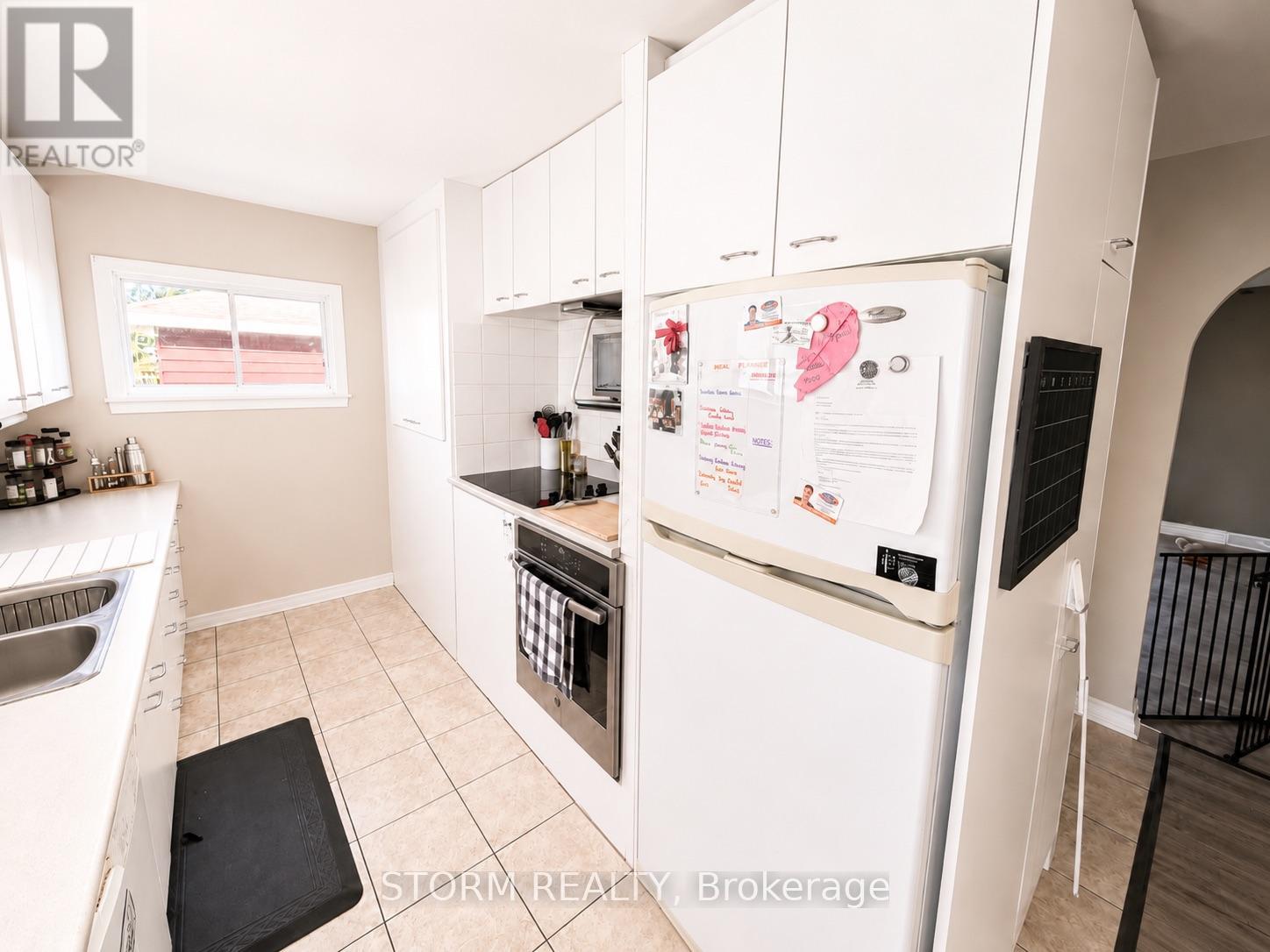44 ST LAWRENCE STREET - 34