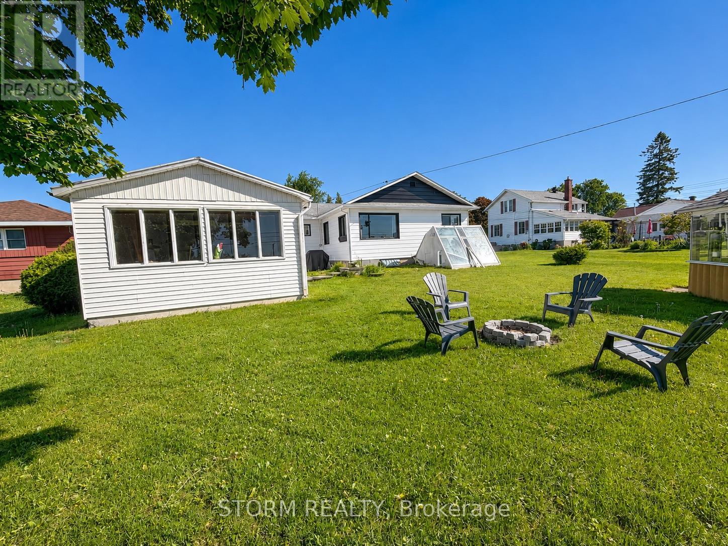 44 ST LAWRENCE STREET - 38