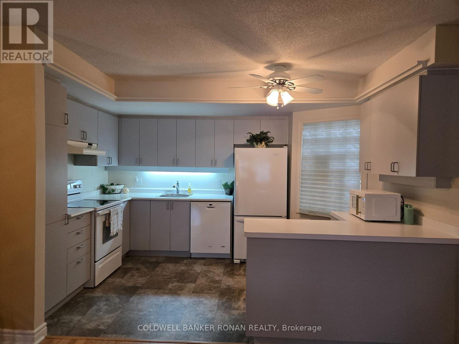 #24 77 MILL STREET - 4