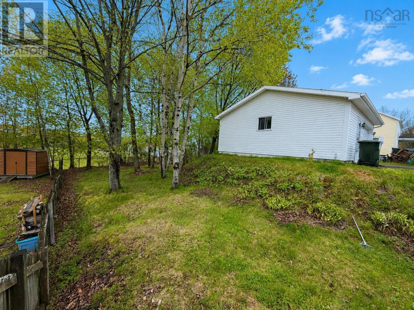 Property 21 of 24 of 215 Cottage Road