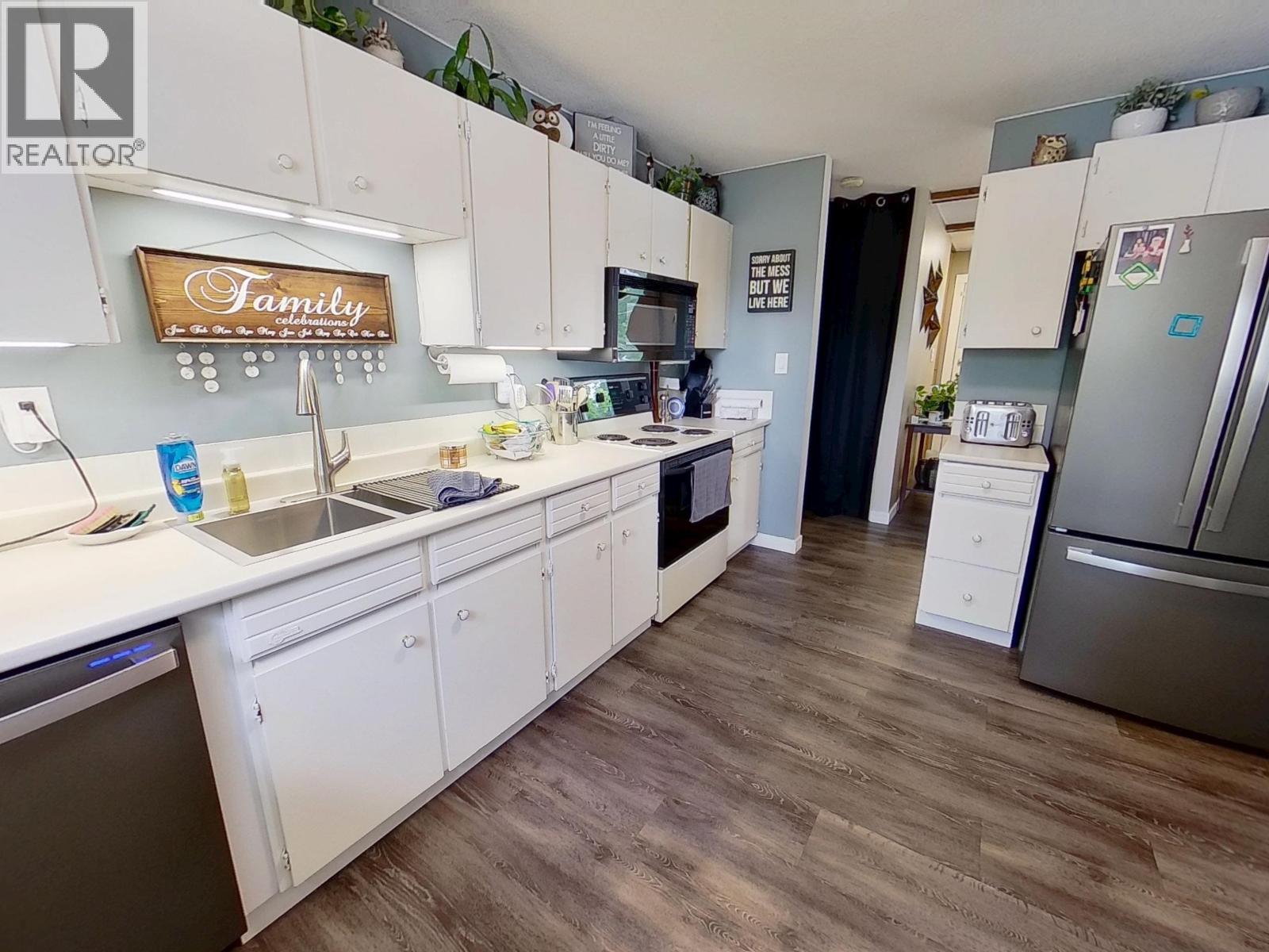 510 PERRY STREET - 10