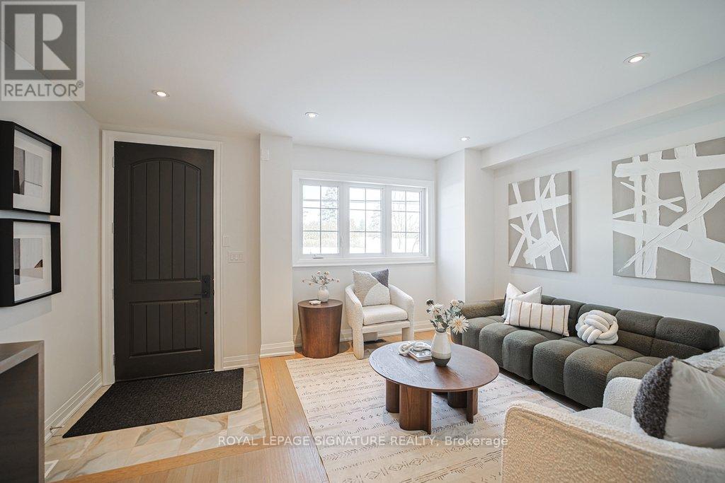 Extra family/media room