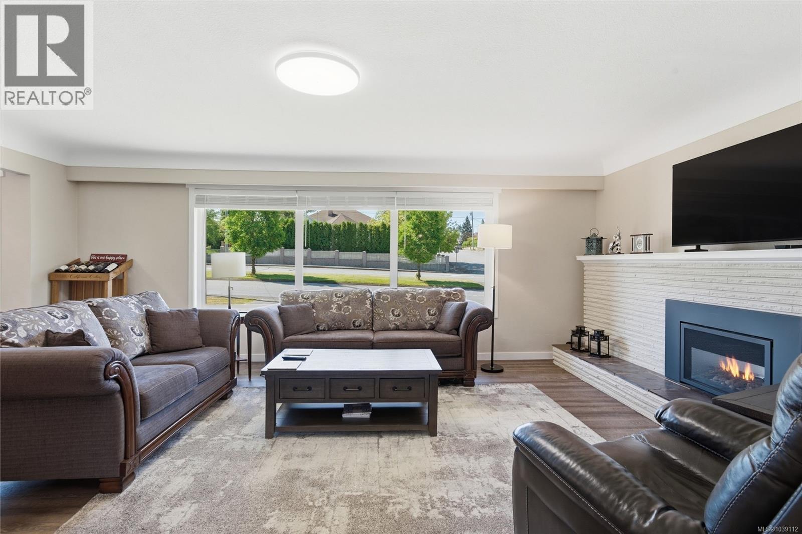 4051 Argyle St - Image 3