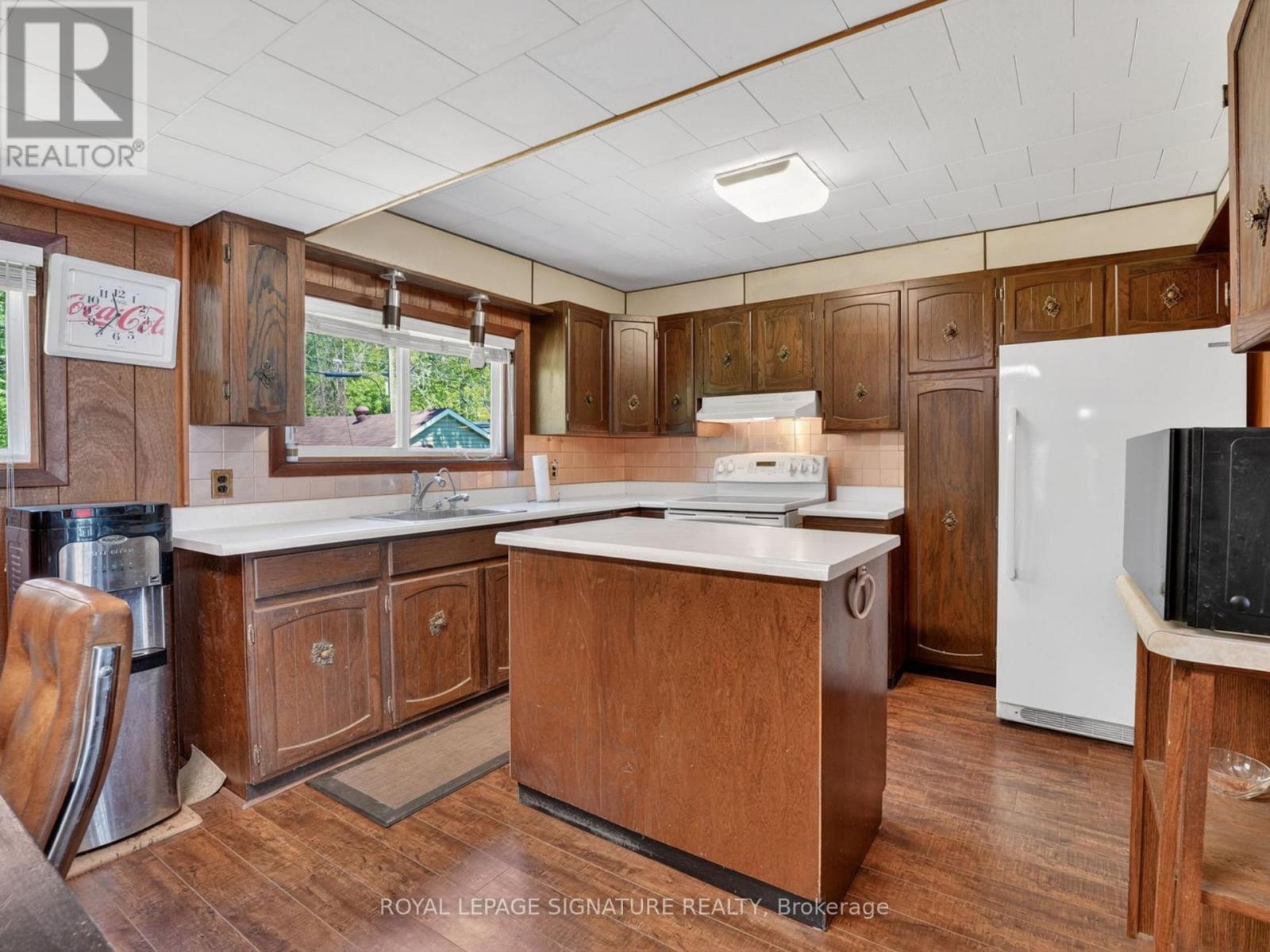 3197 CRESCENT BAY ROAD - 37