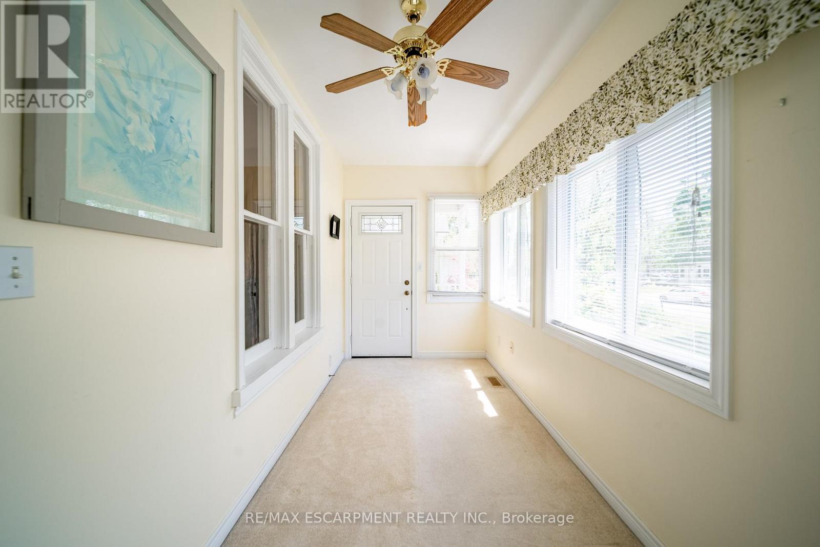 473 NELSON AVENUE - 16