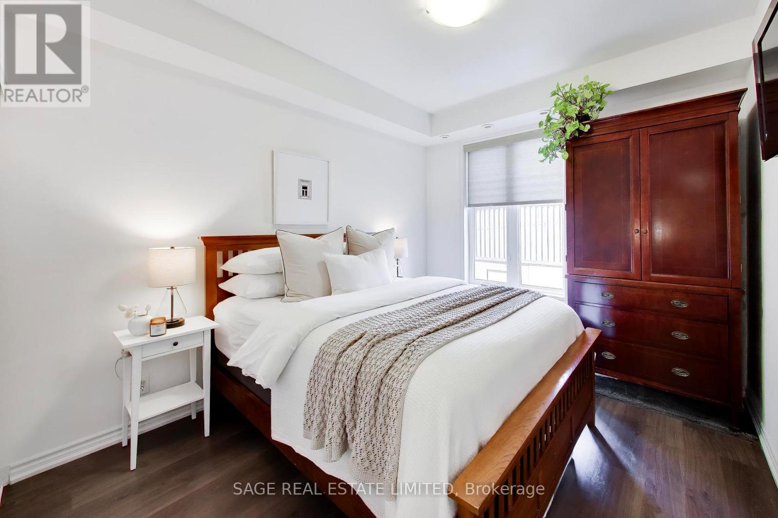 #2 130 LONG BRANCH AVENUE - 10