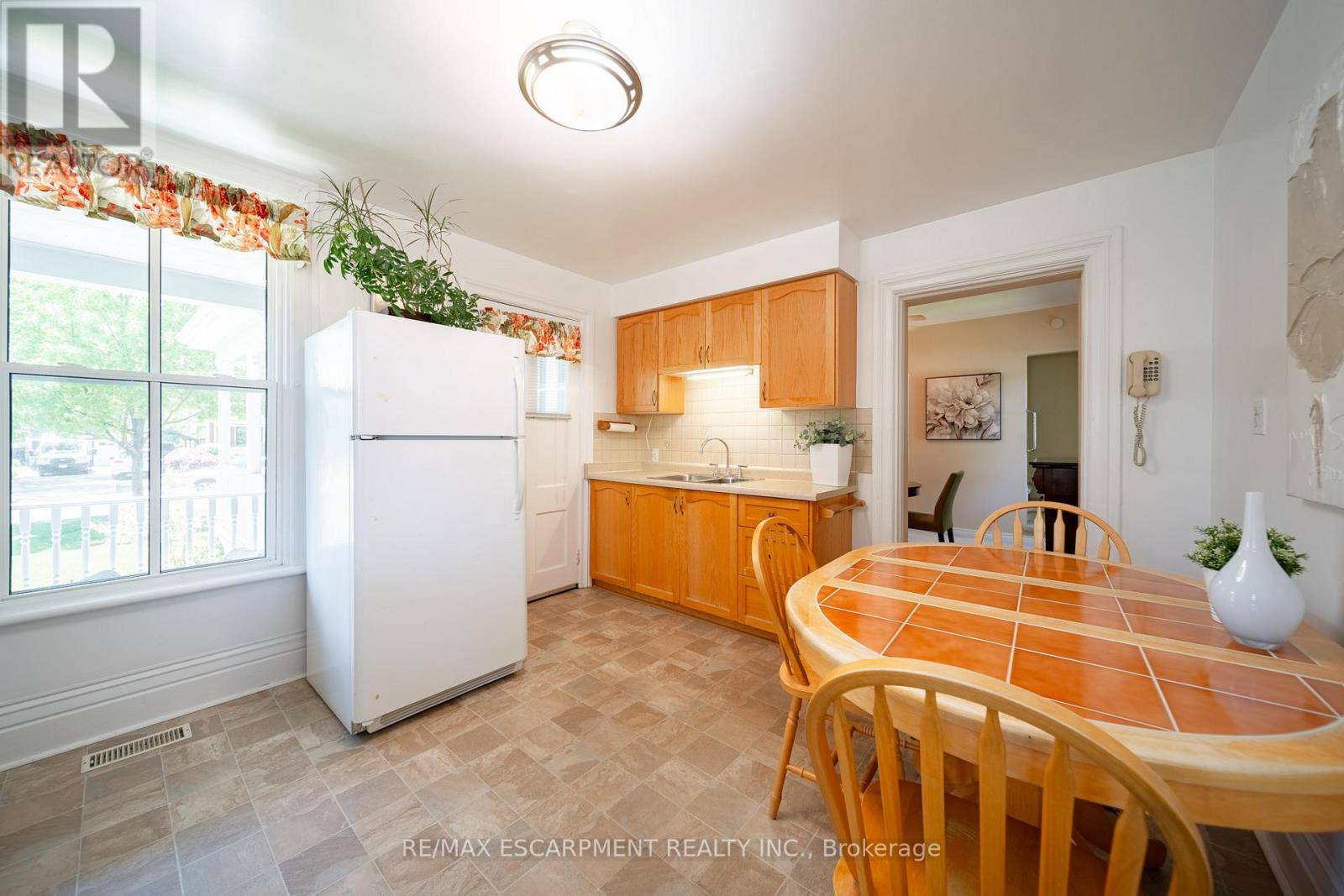 473 NELSON AVENUE - 7