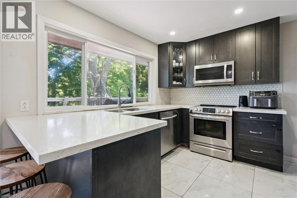 134 WESTMOUNT Road E - 9